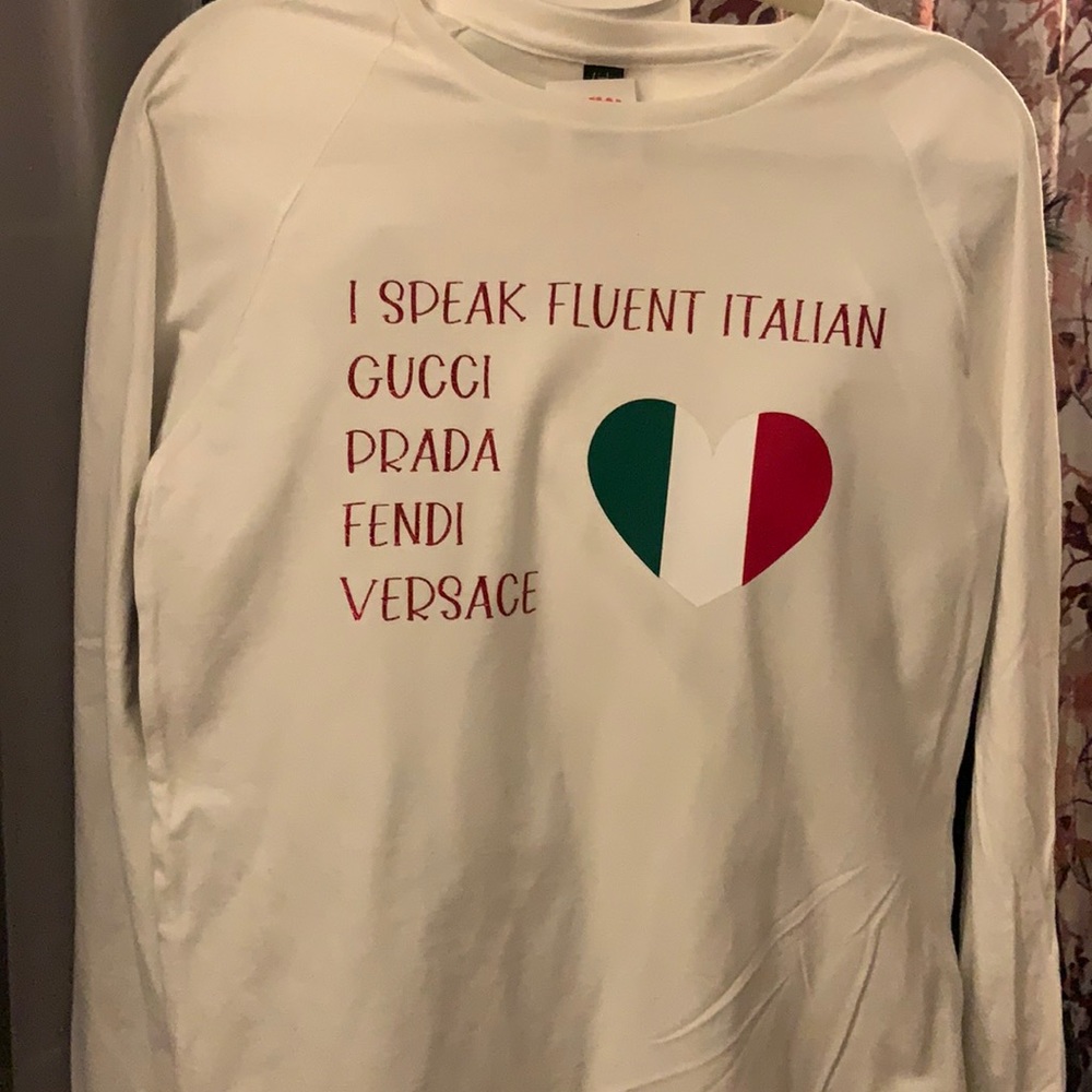 Personalized Tee shirt 100% cotton size M NWT for women